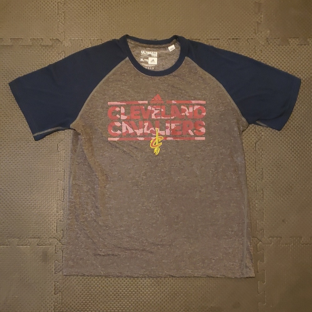 Adidas Cleveland Cavaliers tshirt